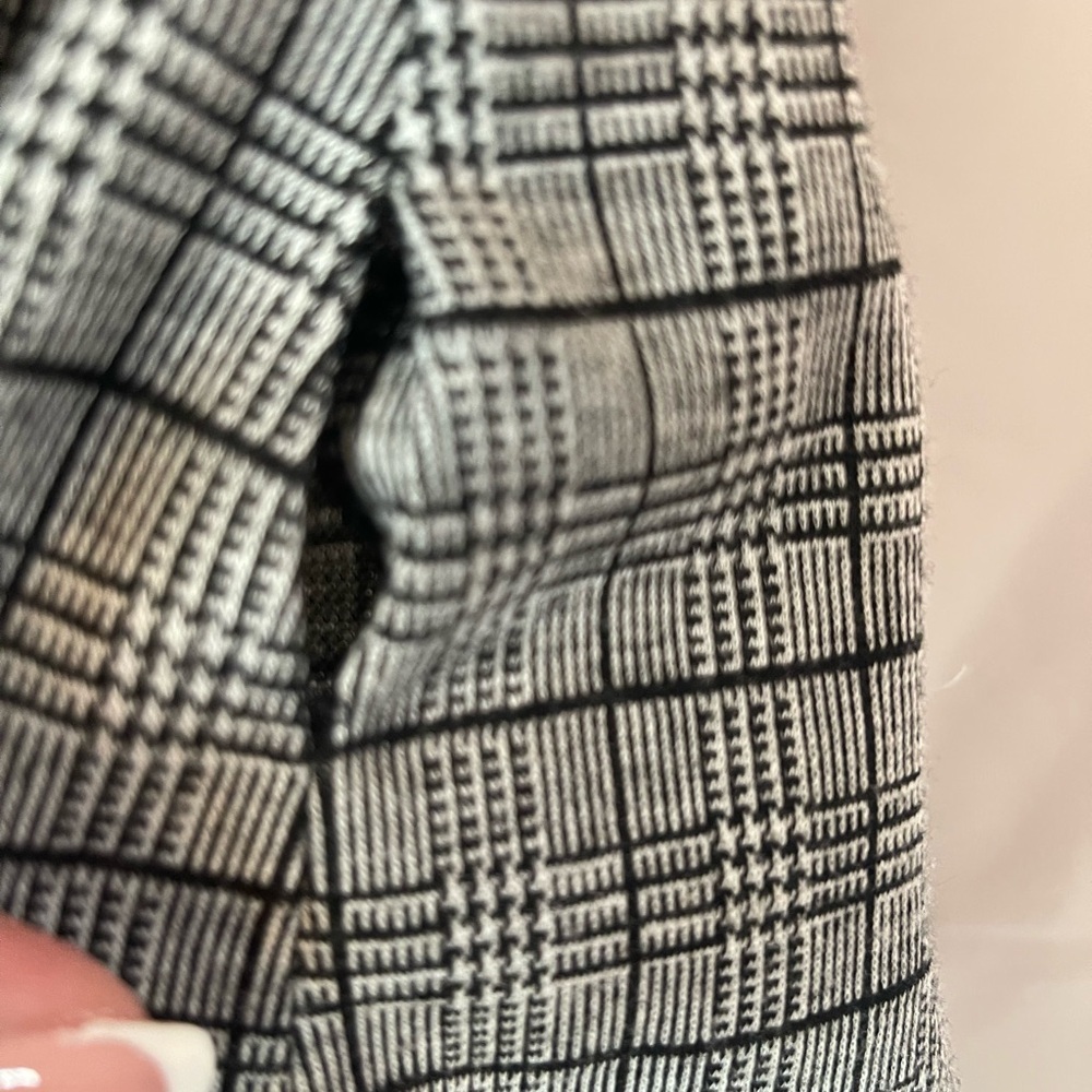 Tommy Hilfiger Sleeveless Gray Plaid Dress with White Peter Pan Collar - Picture 3 of 3